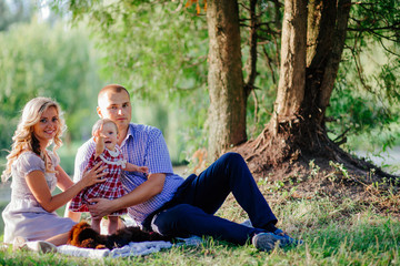 Fototapeta premium family on a picnic
