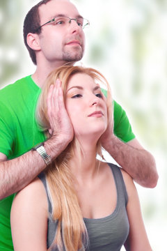 Nackenschmerzen - Physiobehandlung