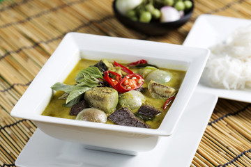 Green curry Chicken soup