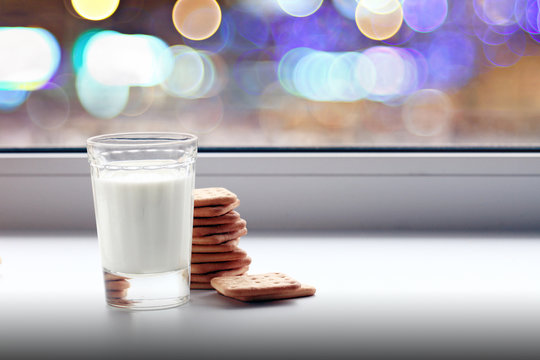 glass of milk and crackers
