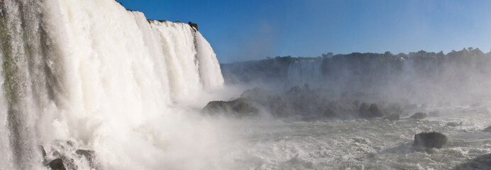 Panoramic show of Iguazu Falls, from the brazilian side