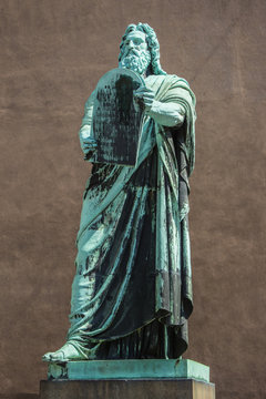 Statuen af Moses Vor Frue Kirke K&oslash;benhavns Domkirke K&oslash;benhavn