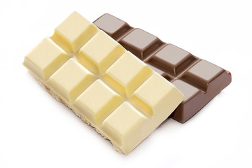 White and milk chocolate chunks bars