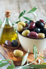 Mixed olives