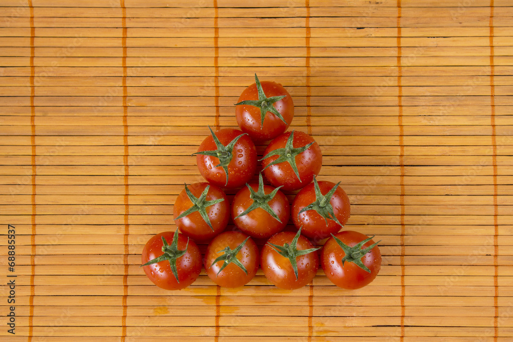 Wall mural tomato pyramid