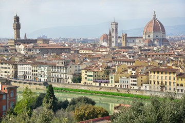 Fototapeta na wymiar Duomo di Firenze- Basilica Santa Maria del Fiore