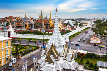 Fototapeta premium Grand Palace, Wat Phra Kaew & Lak Mueang, Bangkok, landmark of T