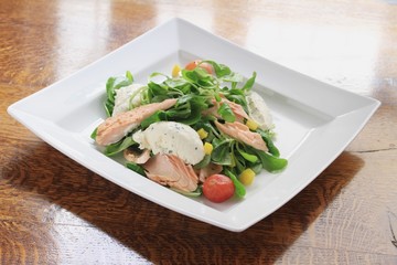 hort smoked salmon salad