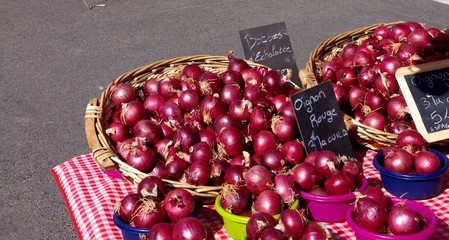 Oignons rouges