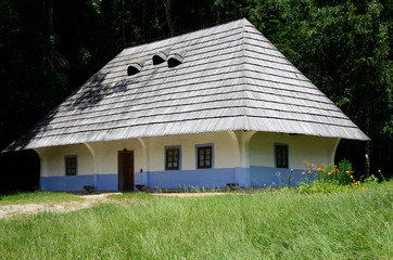 Fototapeta premium Traditional medieval Ukrainian wattle and daub house