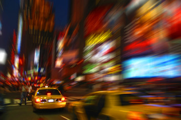 Fototapeta na wymiar Time Square in der Nacht Manhattan