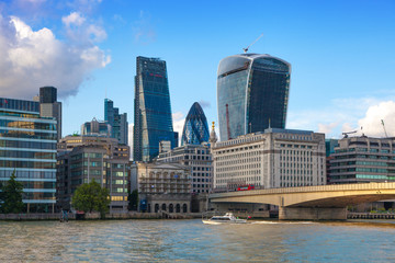 Obraz premium London, bridge over the river Thames