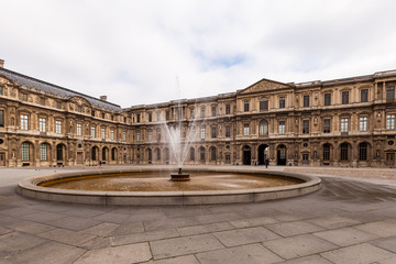 Obraz premium Louvre