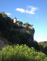 Obraz premium Lacave il castello di Belcastel - Francia