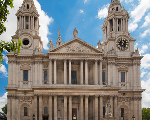 Fototapeta na wymiar London, St. Paul's cathedral