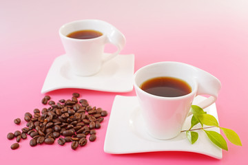 おいしそうなコーヒーとコーヒー豆