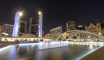 Nathan Phillips Square in Toronto © demerzel21
