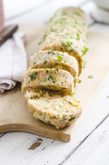 Selbstgemachte Serviettenknödel