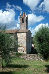 Fototapeta na wymiar Chiesa di Santa Maria - Monteriggioni (Si)