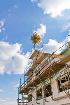 Richtfest  - Rohbau eines Mehrfamilienhauses