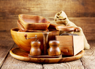 Fototapeta na wymiar Wooden kitchen utensils