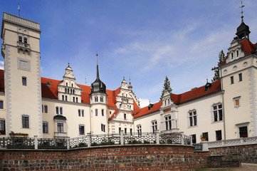 Fototapeta na wymiar Schloss Boitzenburg Innenhof