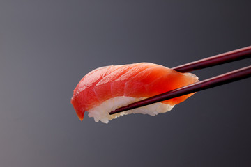 まぐろのにぎり寿司