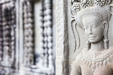 Relief von Apsara in Angkor Wat
