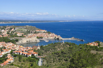 Fototapeta na wymiar Vue aérienne de Collioure