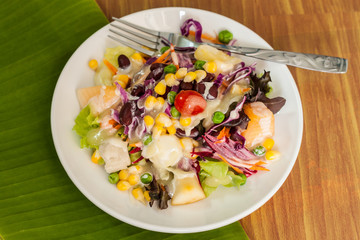 fresh vegetable and fruit salad