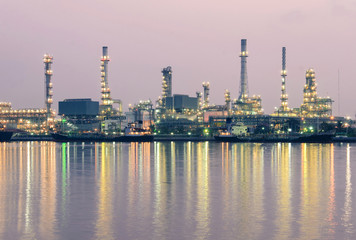 Obraz na płótnie Canvas Oil refinery factory at twilight Bangkok Thailand
