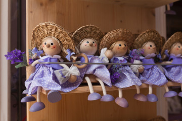 lila Lavendel Puppen im Shop