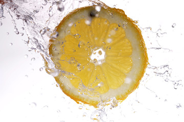 Fototapeta na wymiar slice of lemon