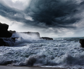 Fototapeta na wymiar Storm on ocean