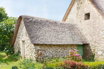 Fototapeta na wymiar old breton country house