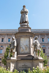 Statue of Leonardo Da Vinci in Scala piazza Milan, Italy.