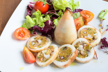 Calamari ripieni, cucina italiana