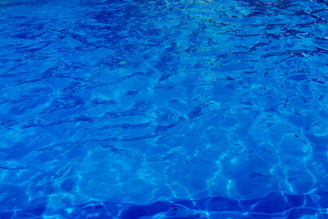 Fototapeta na wymiar The water in the swimming pool