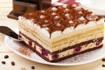 tiramisu cake