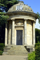 Jephson Memorial in Jephson Gardens