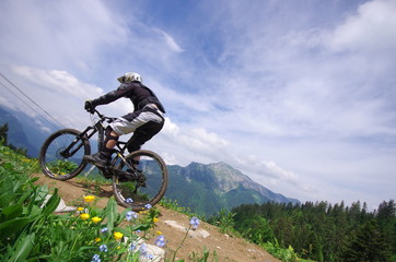 vtt de descente - piste de  saint pierre de chartreuse