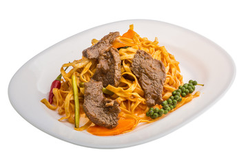 Fried noodles with beef