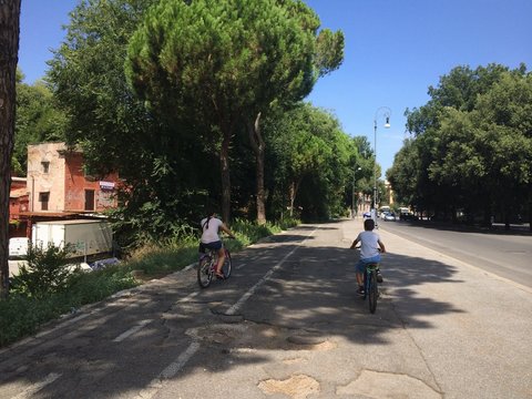 Passeggiata A Testaccio 