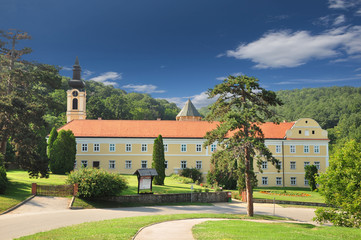 Fototapeta na wymiar monastery Novo Hopovo, Srbia