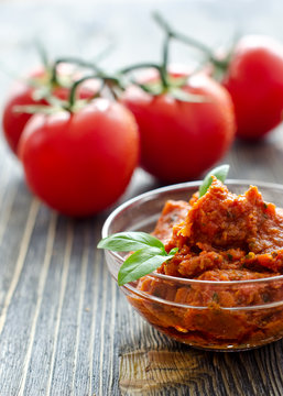 Bruscetta in a bowl with basil and tomatoes