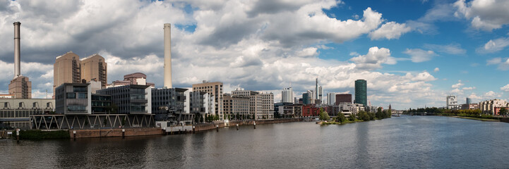 Panorama of Frankfurt under a partly cloudy sky