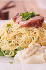Wonton noodles