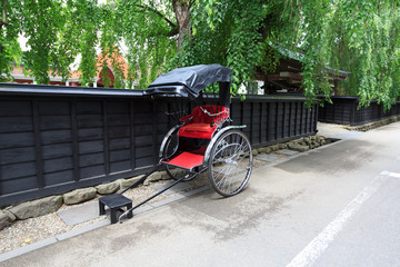 Fototapeta premium 武家屋敷 人力車