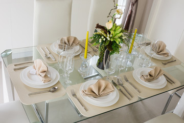 Clear white decoration table for meal
