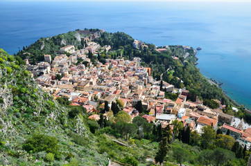 Fototapeta na wymiar Ancient town Taormina on the Sicilian coast